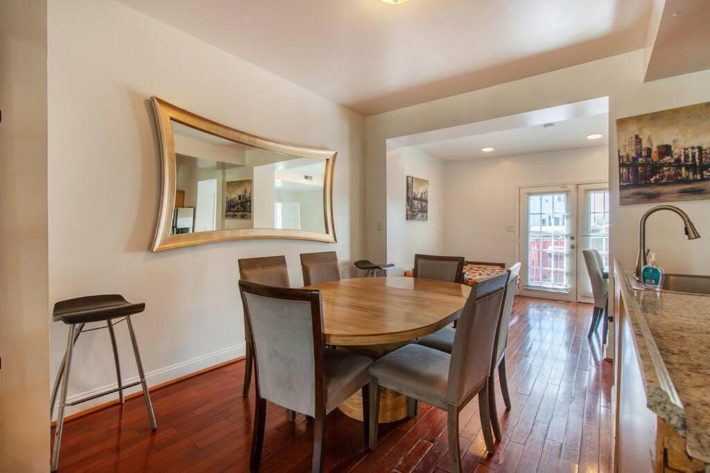 Relaxing, Spacious, Private, Walkable In Petworth! Washington Exterior foto